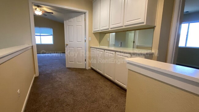 Building Photo - 1367 Gwerder St