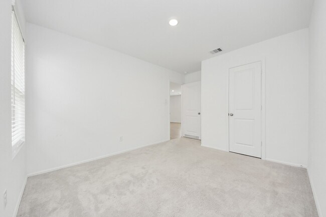 Building Photo - 10910 Bright Beacon Dr