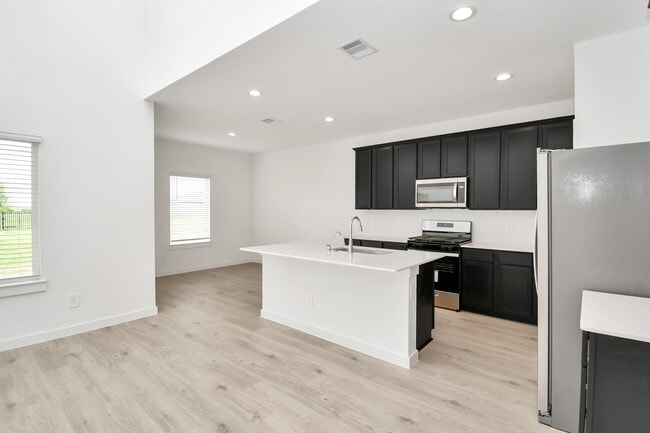 Building Photo - 3843 Pierce Pl Ln