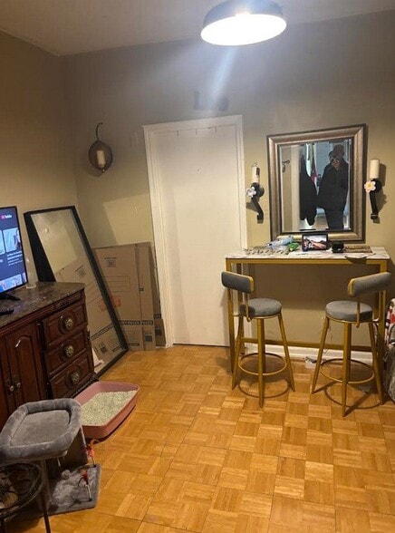 Building Photo - 38 Lincoln Ave