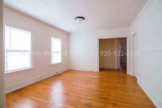 Building Photo - 728 Franklin St