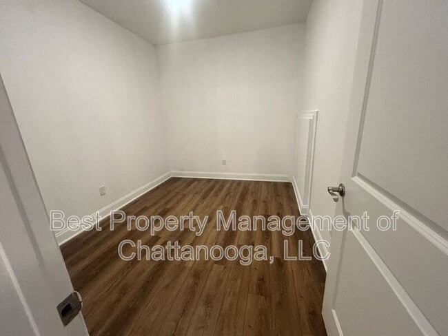 Building Photo - 8149 Ashby Gap Way