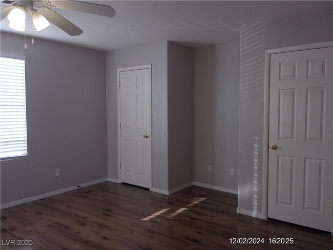 Building Photo - 7560 Mission Palm St