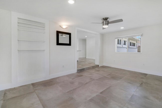 Building Photo - 636 Eastwind Dr