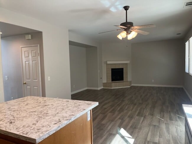 Building Photo - Rancho Bella Vista 3 bedroom on quiet cul-...