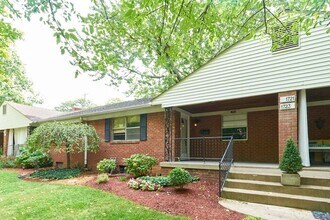 Building Photo - 1721 Woodruff Place Cross Dr