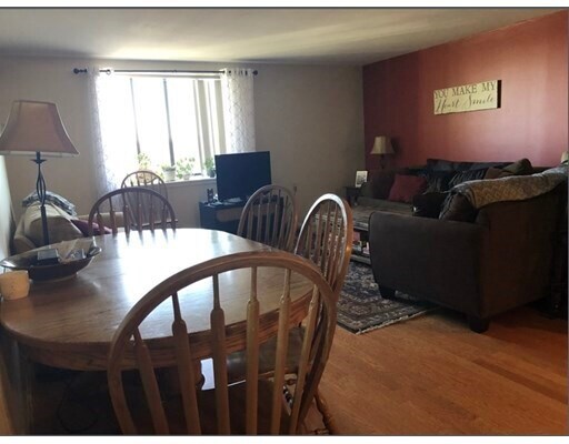 Building Photo - 30 Daniels St