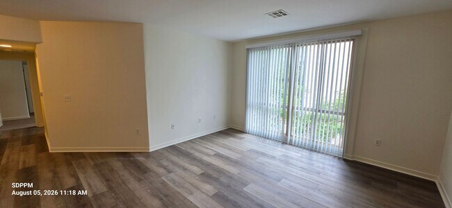 Building Photo - DOWNTOWN SAN DIEGO - LITTLE ITALY Nice 2 Bedroom 2 Bath Condo in Piazza Palermo. AVAILABLE NOW!