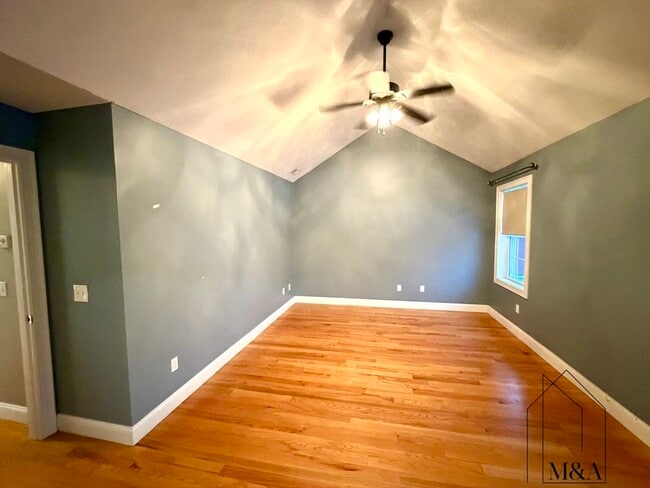 Building Photo - 46B Dominion Rd