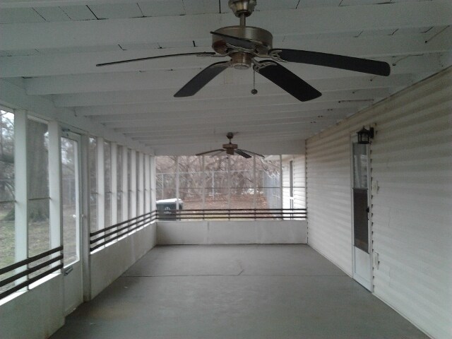 Building Photo - 6 Hazelwood Ln