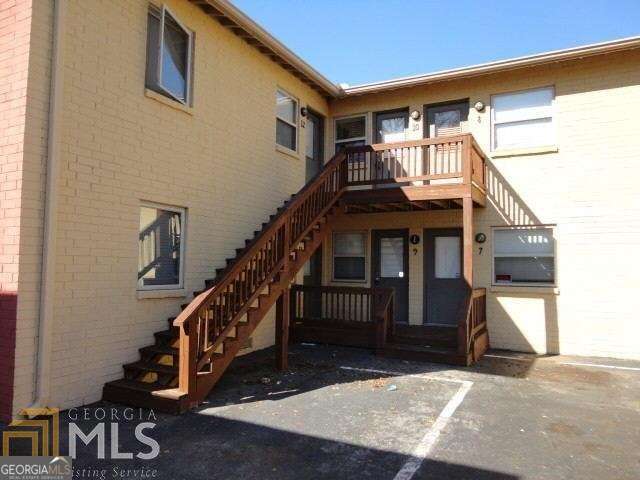 Primary Photo - 561 Formwalt St SW