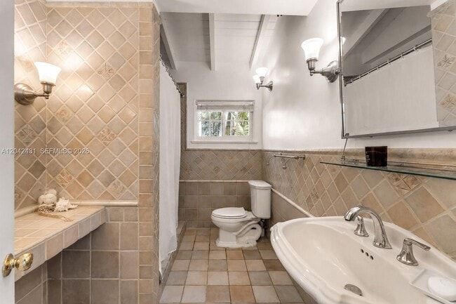 Building Photo - 7924 SW 50th Ct