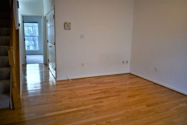 Building Photo - 2427 Dew Meadow Ct