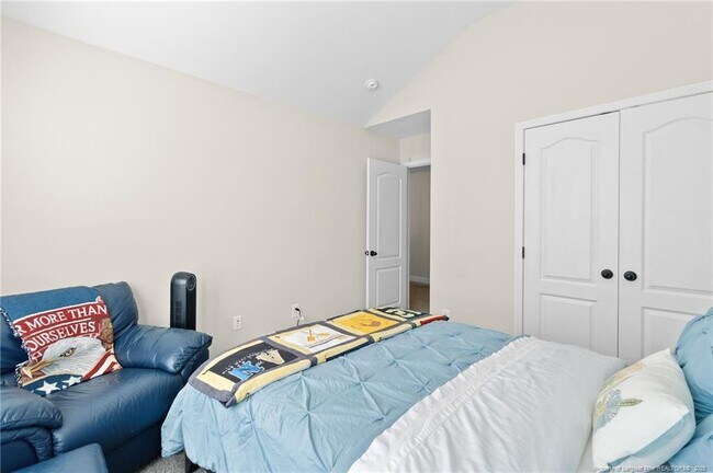 Building Photo - 597 Micahs Way N