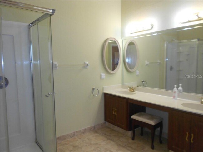 Building Photo - 3052 Collingswood Blvd