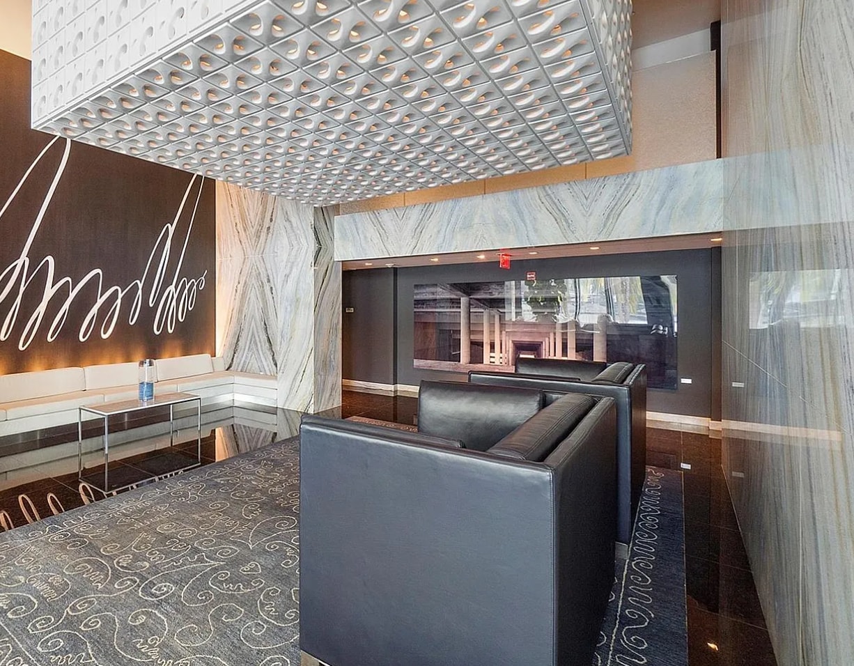 Building Photo - 325 S Biscayne Blvd