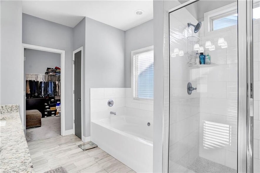 Building Photo - 1395 Marion St SE