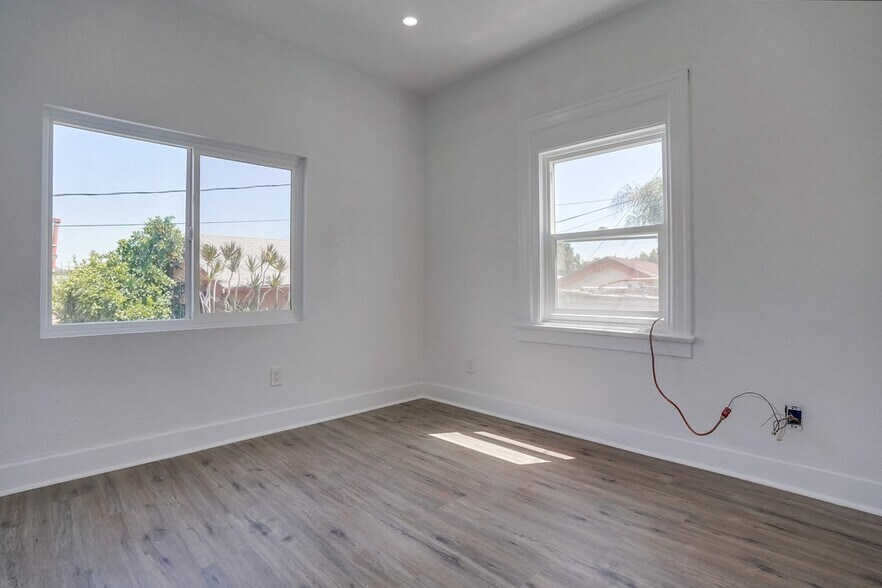 Building Photo - 2708 Cincinnati St