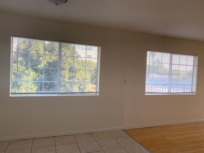 Building Photo - 4932 S Slauson Ave