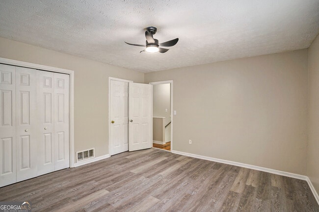 Building Photo - 9285 Cedar Ridge Dr NW