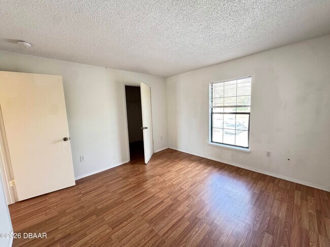 Building Photo - 1290 9th St