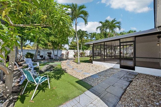 Building Photo - 4549 Baldric St