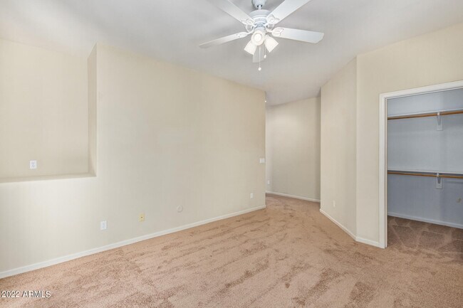 Building Photo - 13569 W Cypress St