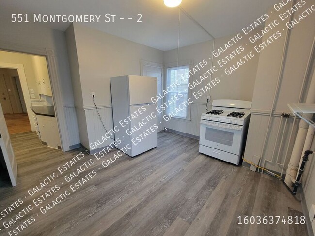 Building Photo - Second floor super spacious 4 bedroom apar...