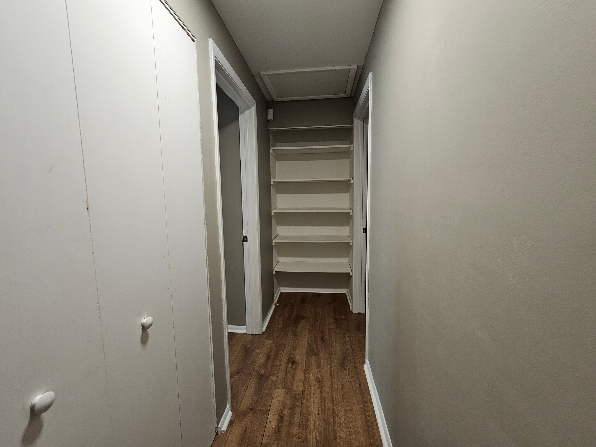 Building Photo - 182 Forestview Cir