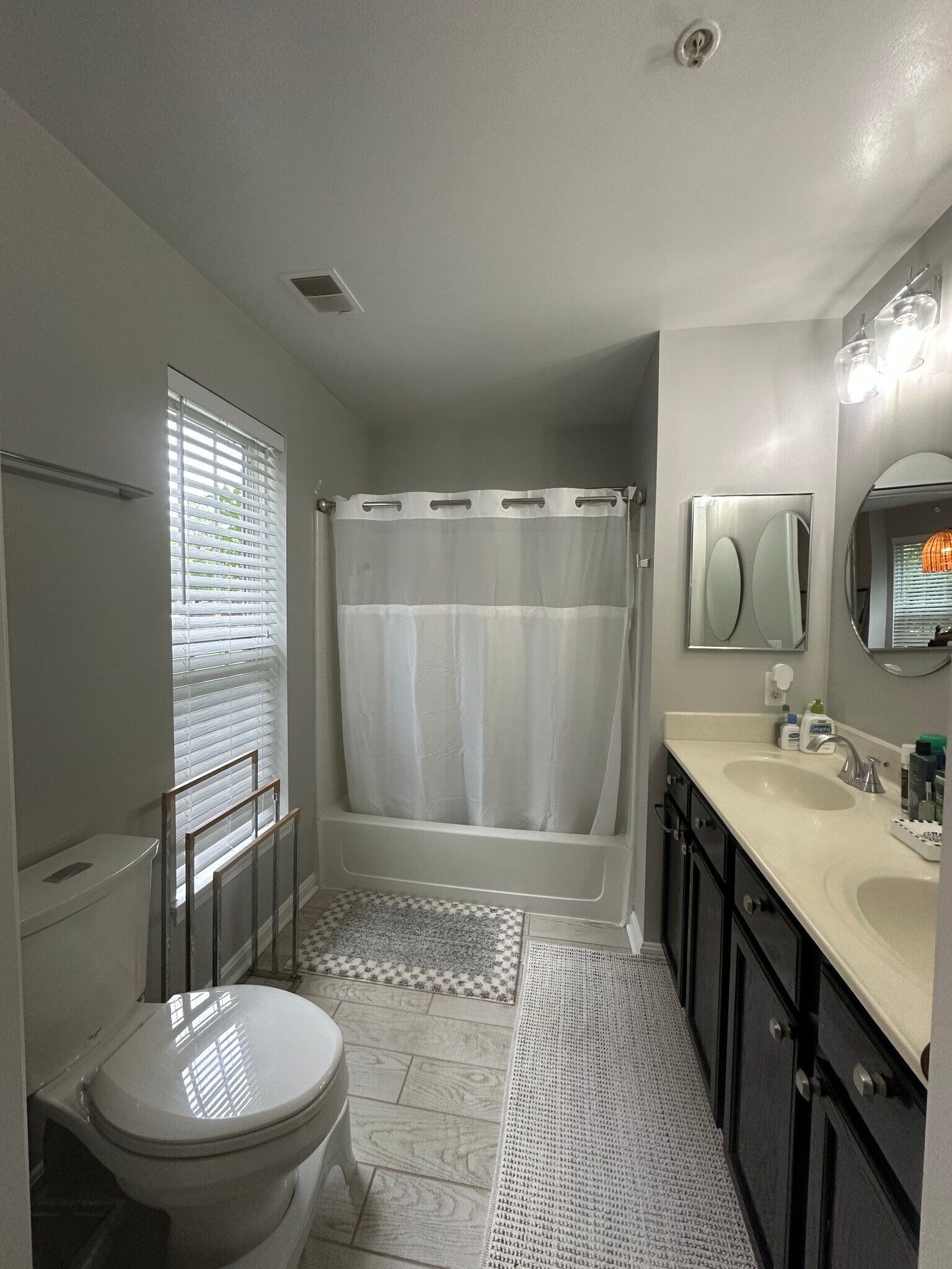 Building Photo - 2155 Scotts Crossing Ct