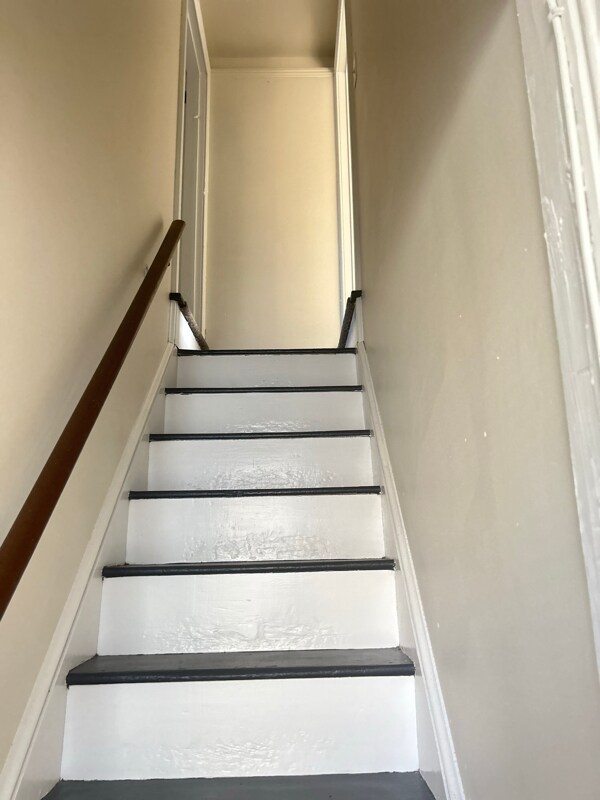 Building Photo - 38 Harvey St