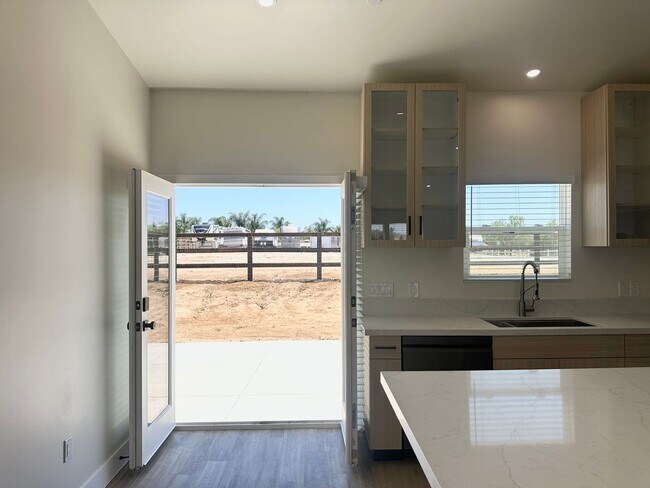 Building Photo - LUXE NEW BUILD ON PROPERTY IN MENIFEE!
