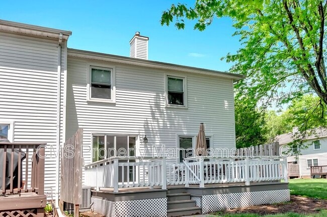 Building Photo - 22 Hickory Ct