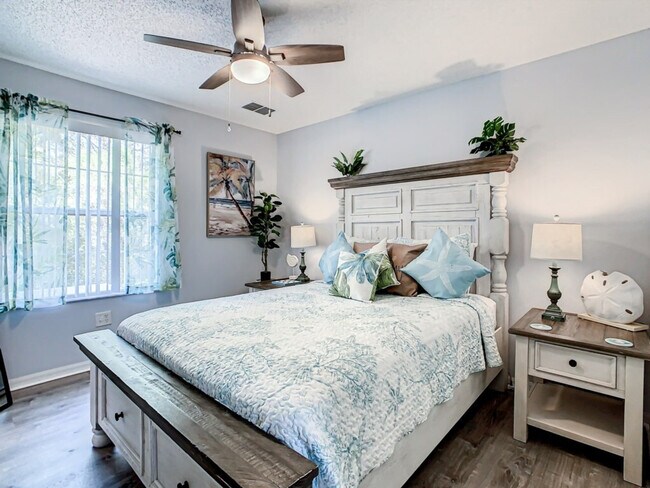 Building Photo - 4751 Ormond Beach Way