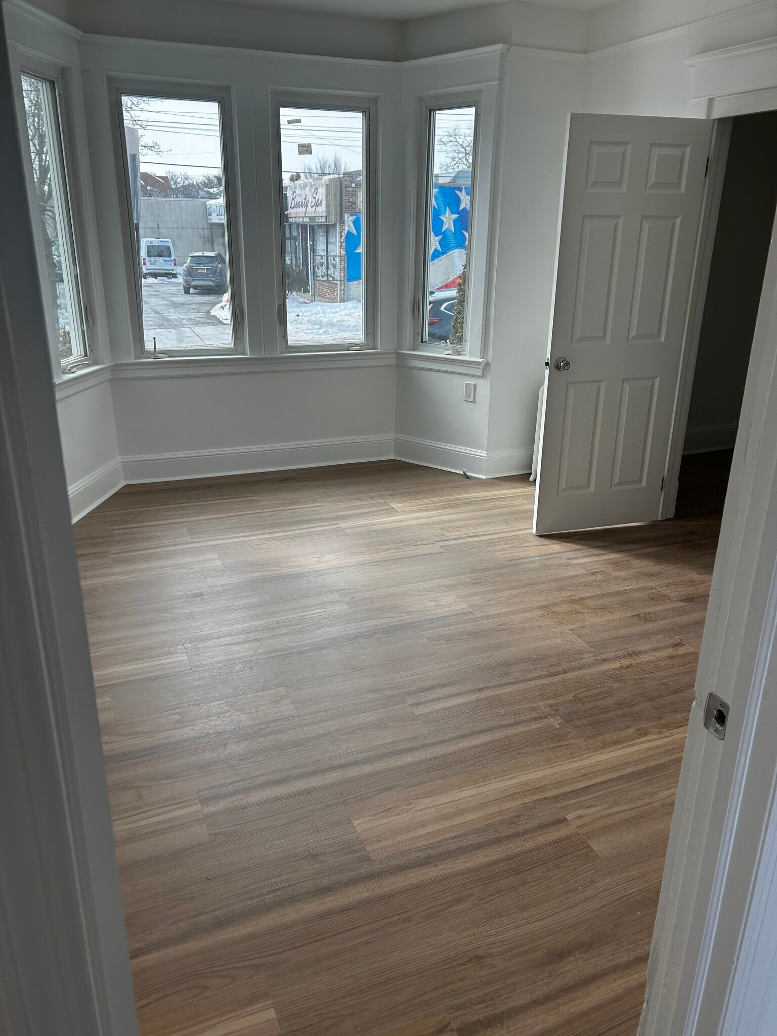 Building Photo - 143 Armstrong Ave