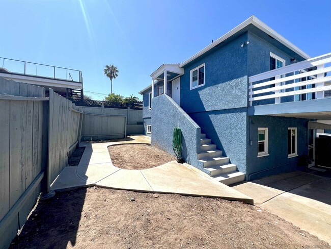 Building Photo - 4551 Santa Monica Ave