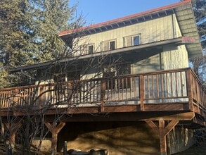 Building Photo - 41321 Ruth Way