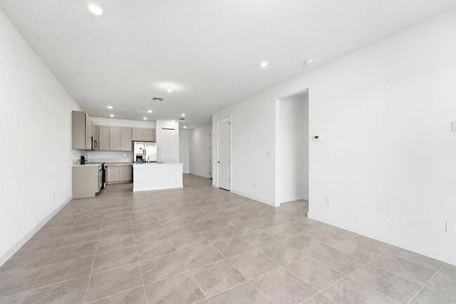 Building Photo - 6418 Seabright Ter