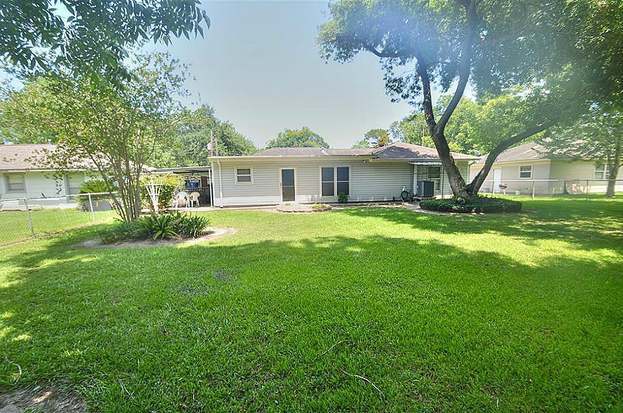 Building Photo - 206 Pecan Dr