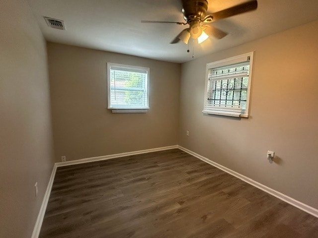 Building Photo - Updated 3 Bedroom Home With Washer And Dryer Included