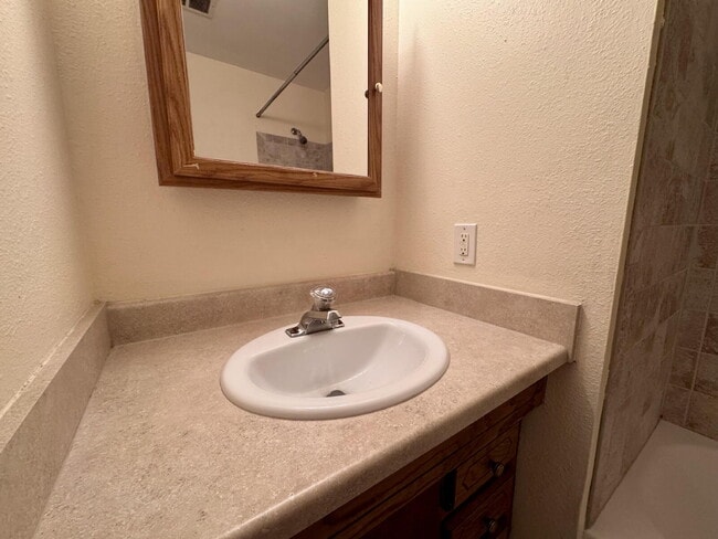 Building Photo - 3031 S Flamingo Way