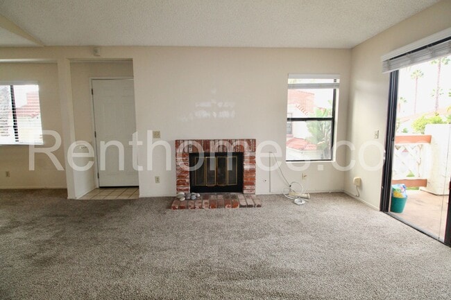 Building Photo - 9362 Twin Trails Dr