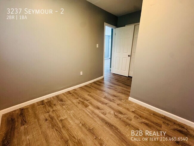 Building Photo - 3237 Seymour-2