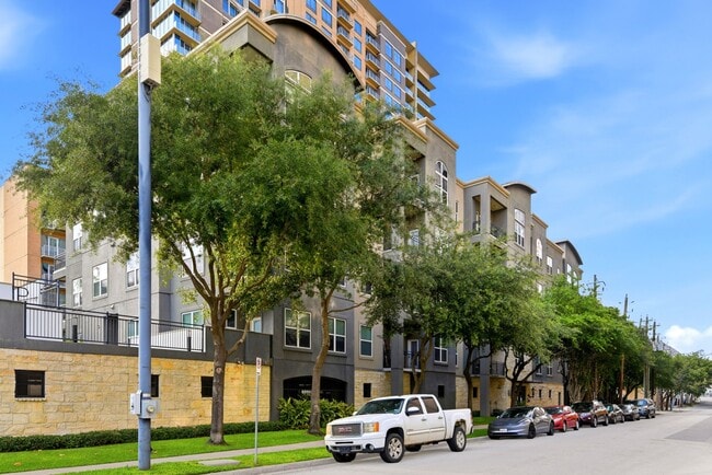 Building Photo - 1010 Rosine St