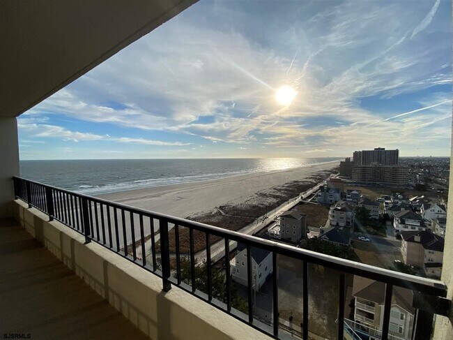 Building Photo - 3851 Boardwalk