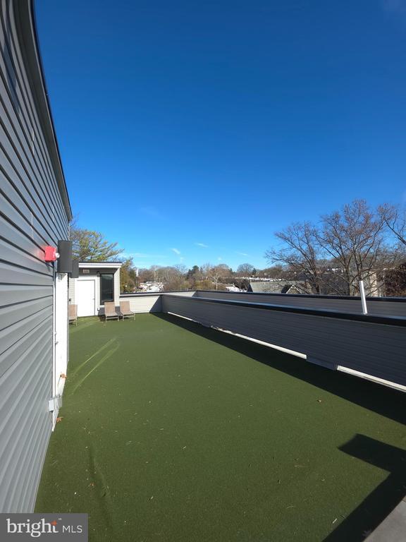 Building Photo - 3503 Midvale Ave