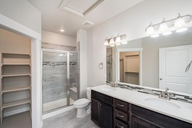 Building Photo - 6690 Crystal Downs Dr