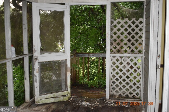 Building Photo - 4517 Greenfields Rd
