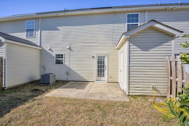 Building Photo - 716 Whispering Willow Way