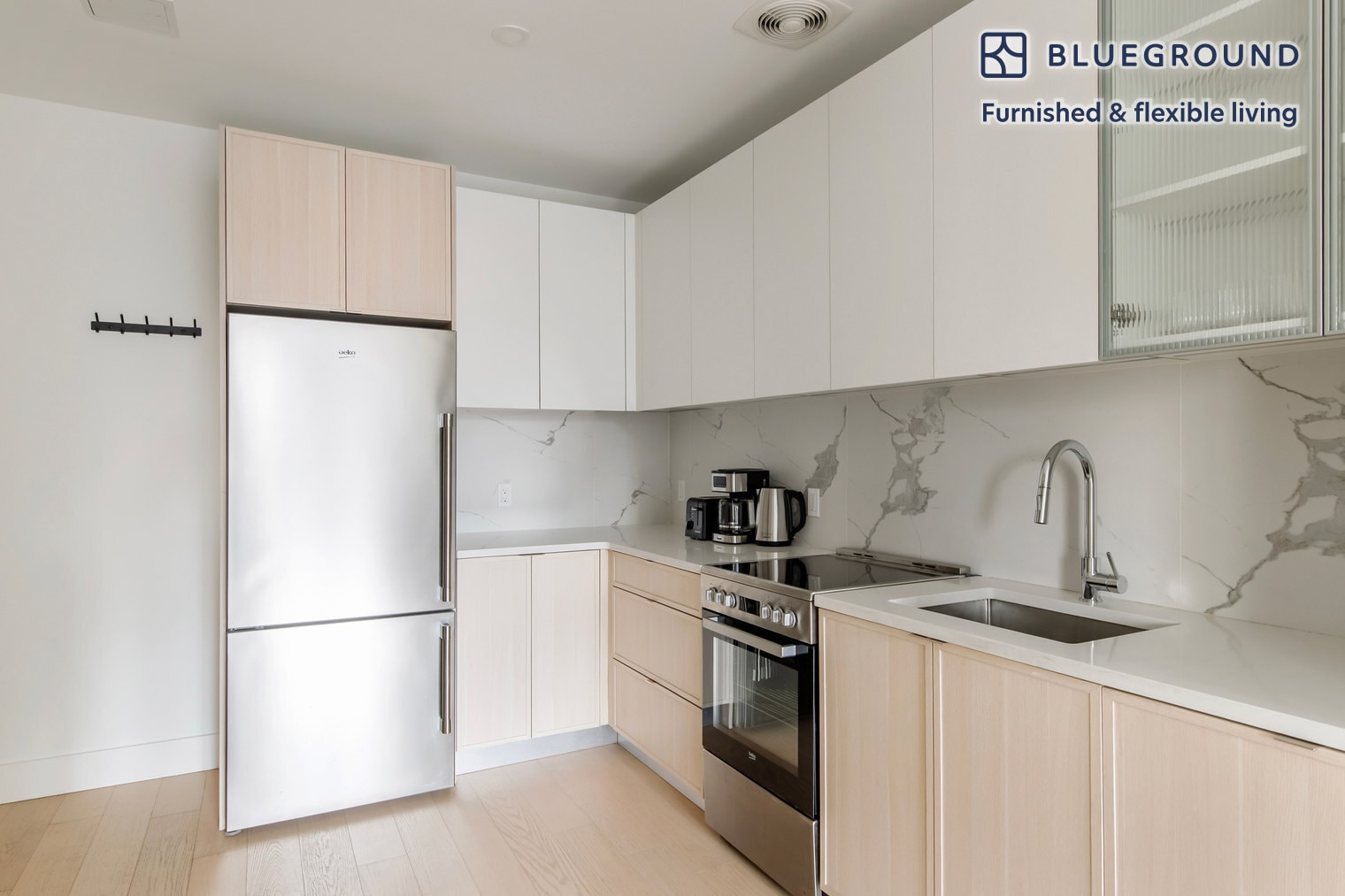 Building Photo - 218 Front St